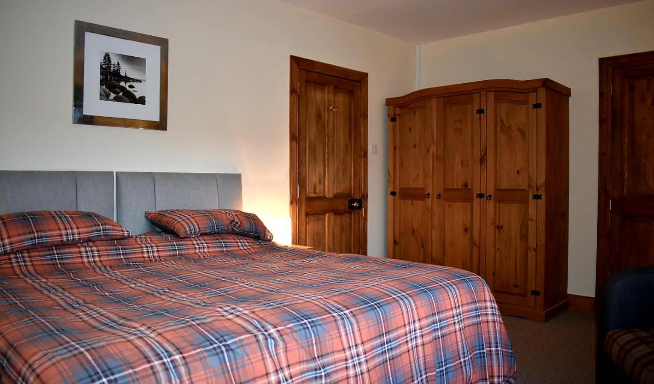 Lycia Rooms + Inverness Buitenkant foto